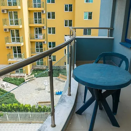 In Aquaria Apartment *